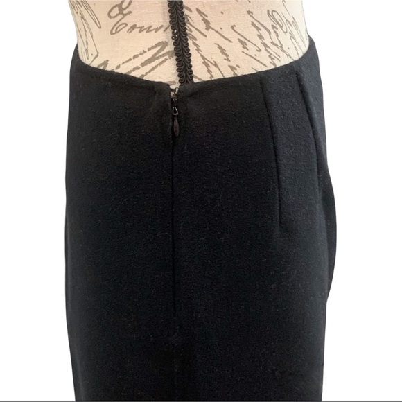 Linda Allard Ellen Tracy Black Fringed Bottom 100% Wool Skirt size 4 - Picture 3 of 4